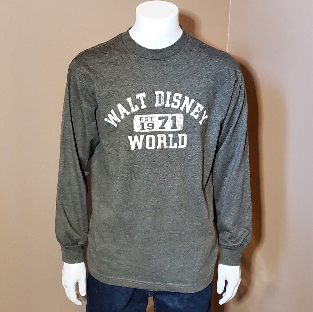 DISNEY charcoal gray long sleeve T-shirt M